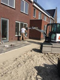 bestrating, overkappingen, prefab overkapping, tuin, overkapping omgeving Meppel, prefab schuur, schuur, glazen schuifwanden, rmcg tuinen