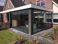 bestrating, overkappingen, prefab overkapping, tuin, overkapping omgeving Meppel, prefab schuur, schuur, glazen schuifwanden, rmcg tuinen